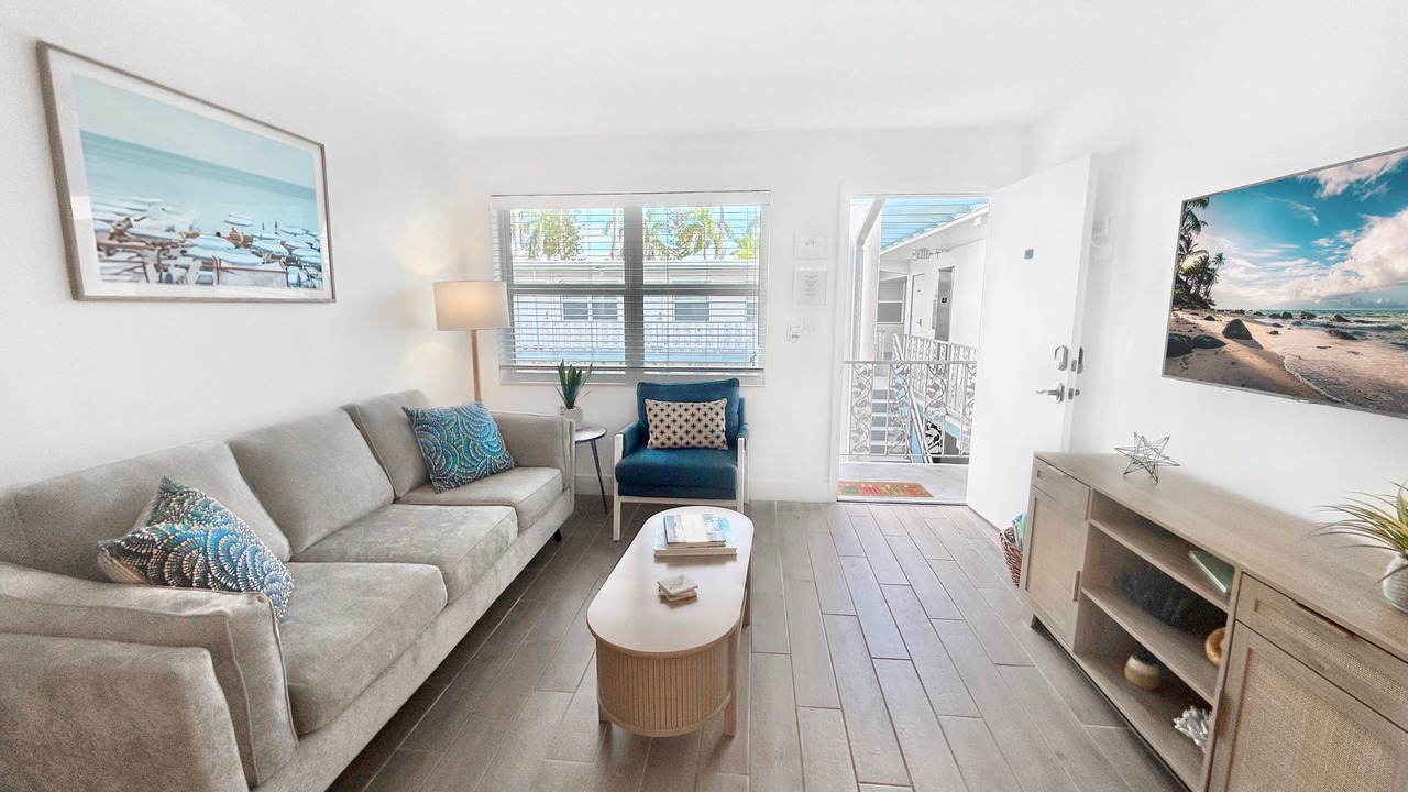 Photo of Livingroom in Old Naples