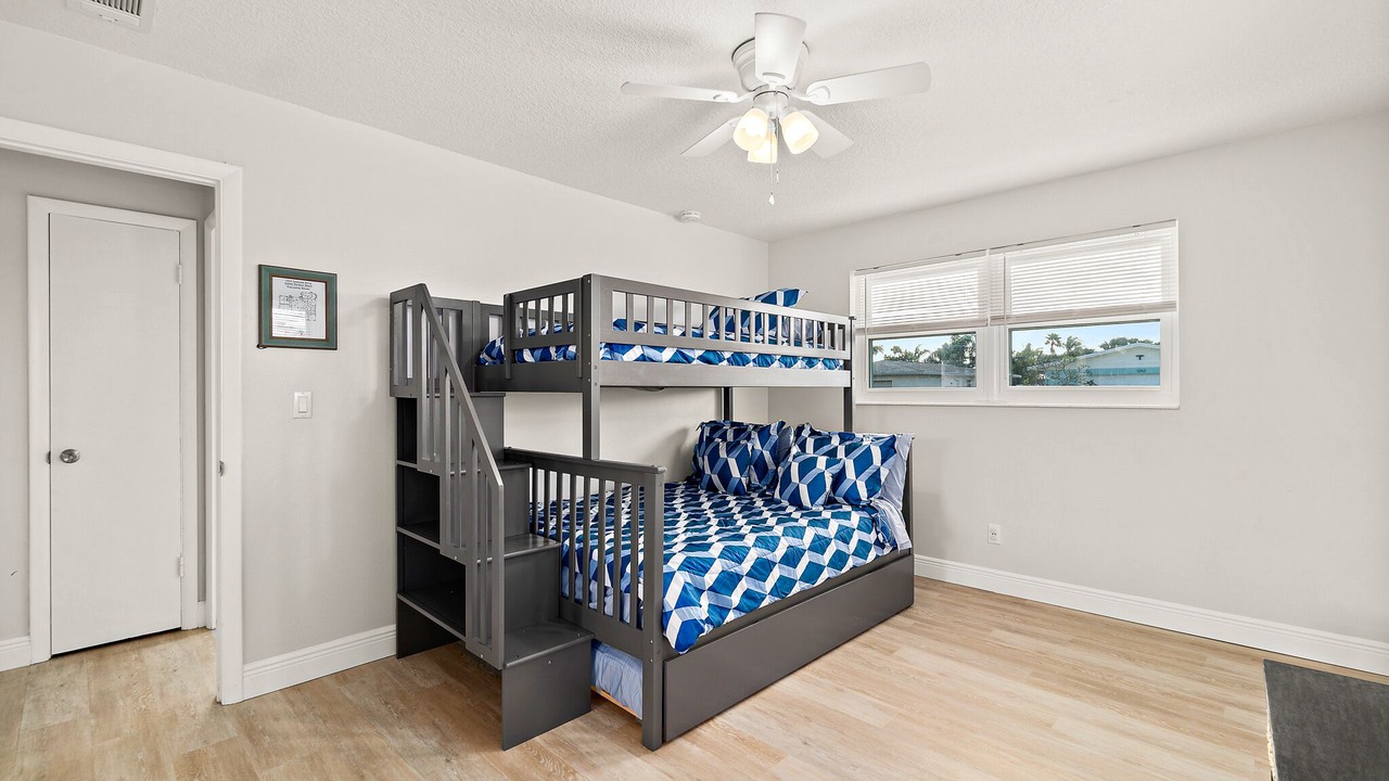 Photo of Bedroom in Indian Harbour Beach