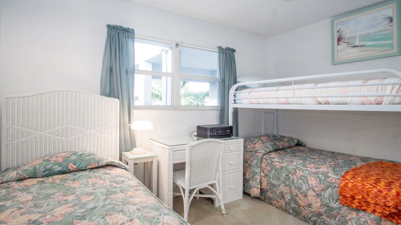 Photo of Bedroom in Key Colony Beach