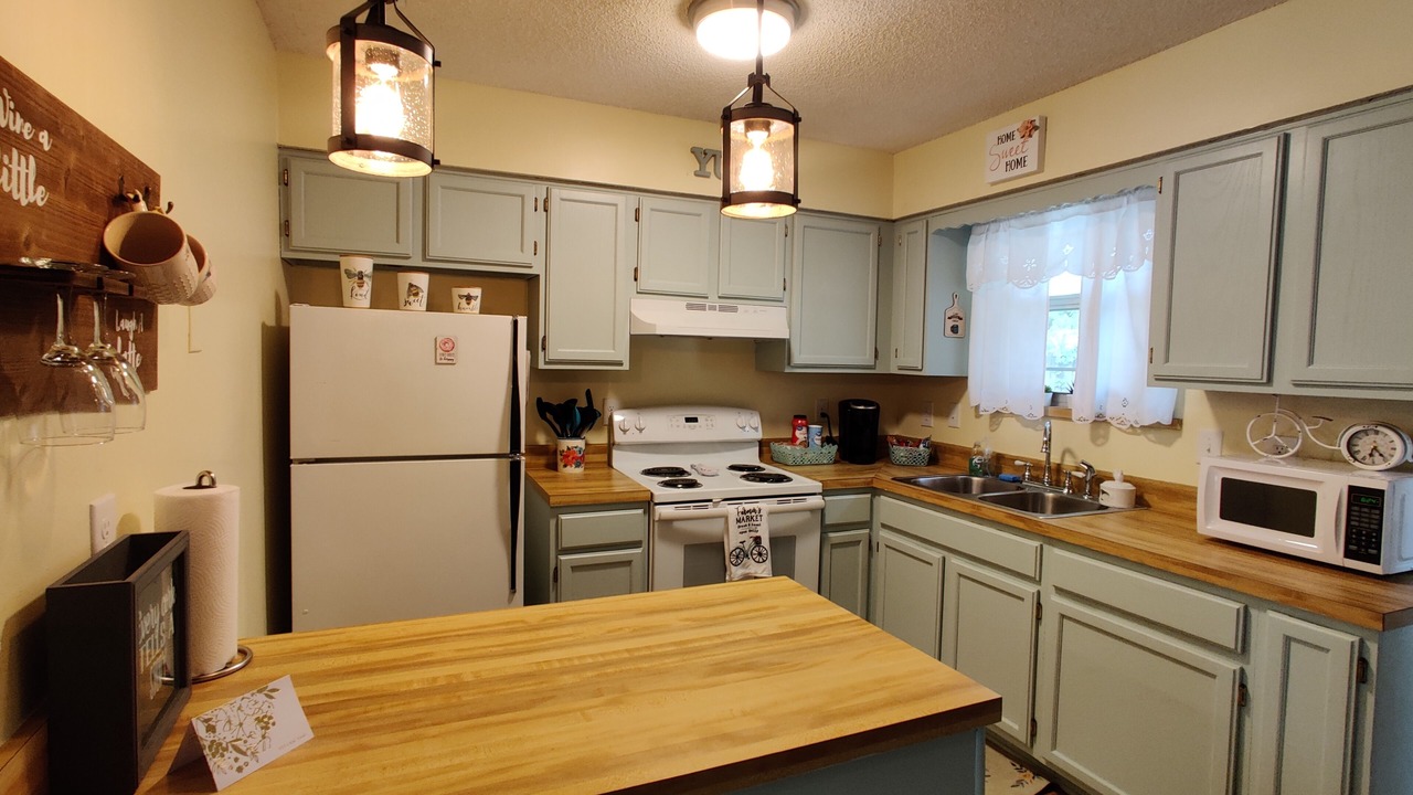 Photo of Kitchen in Lakeside