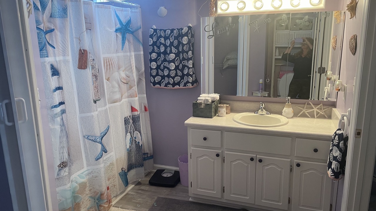 Photo of Bathroom in Cedar Grove
