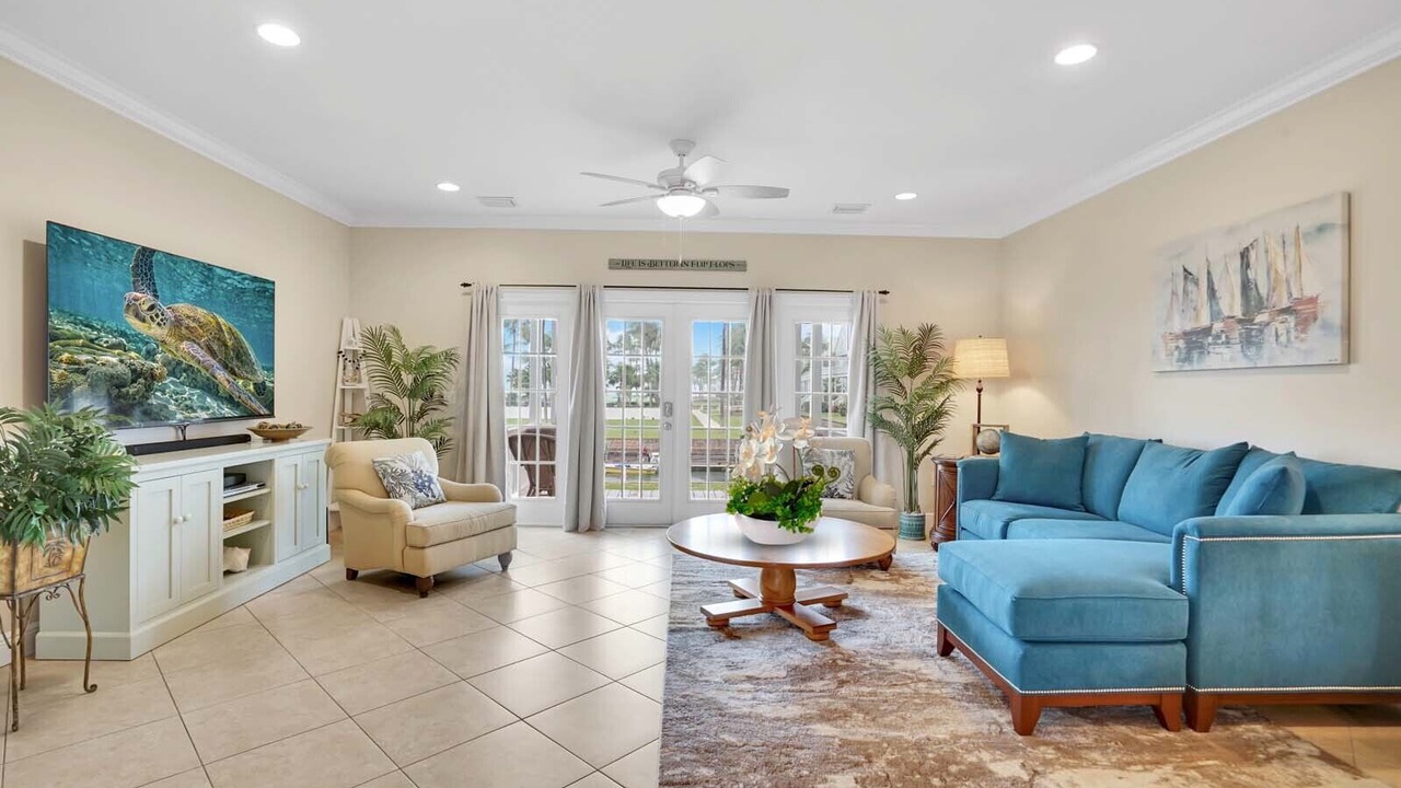 Photo of Livingroom in Indigo Reef Marina Homes