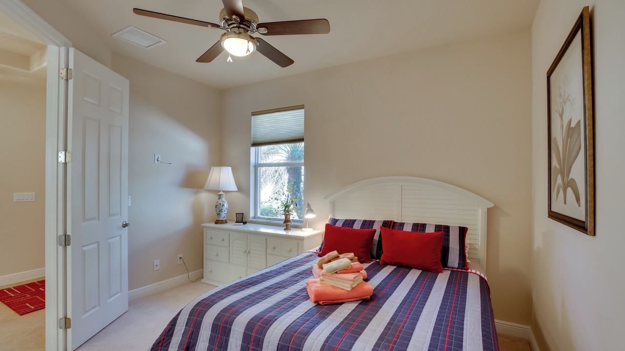 Photo of Bedroom in Estero