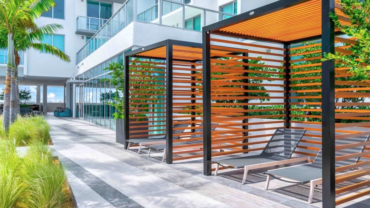Photo of Patio Balcony in Northeast Miami