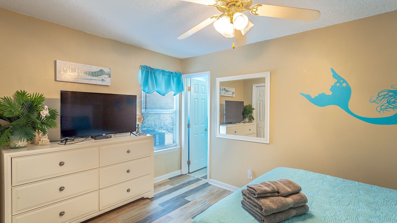 Photo of Bedroom in Alligator Point