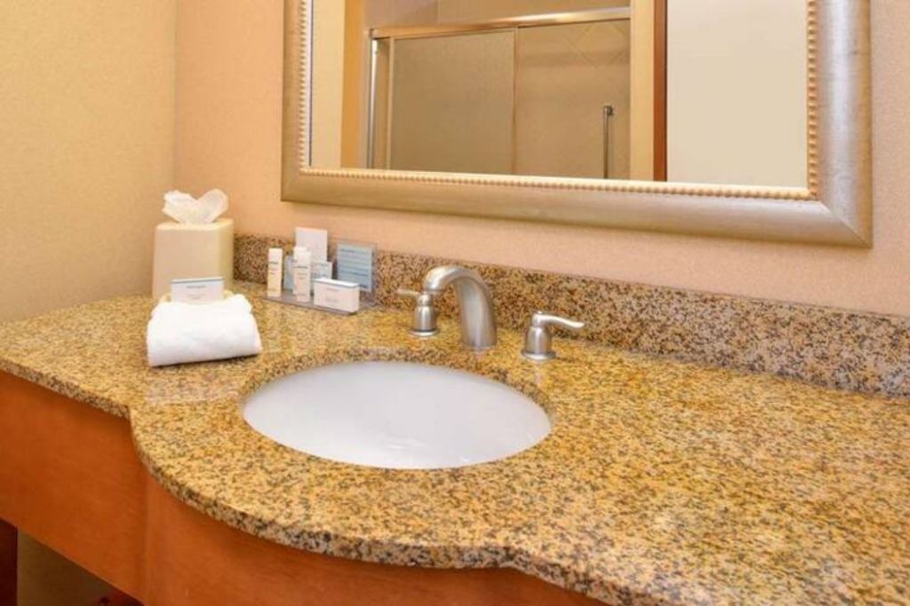 Photo of Bathroom in Seffner