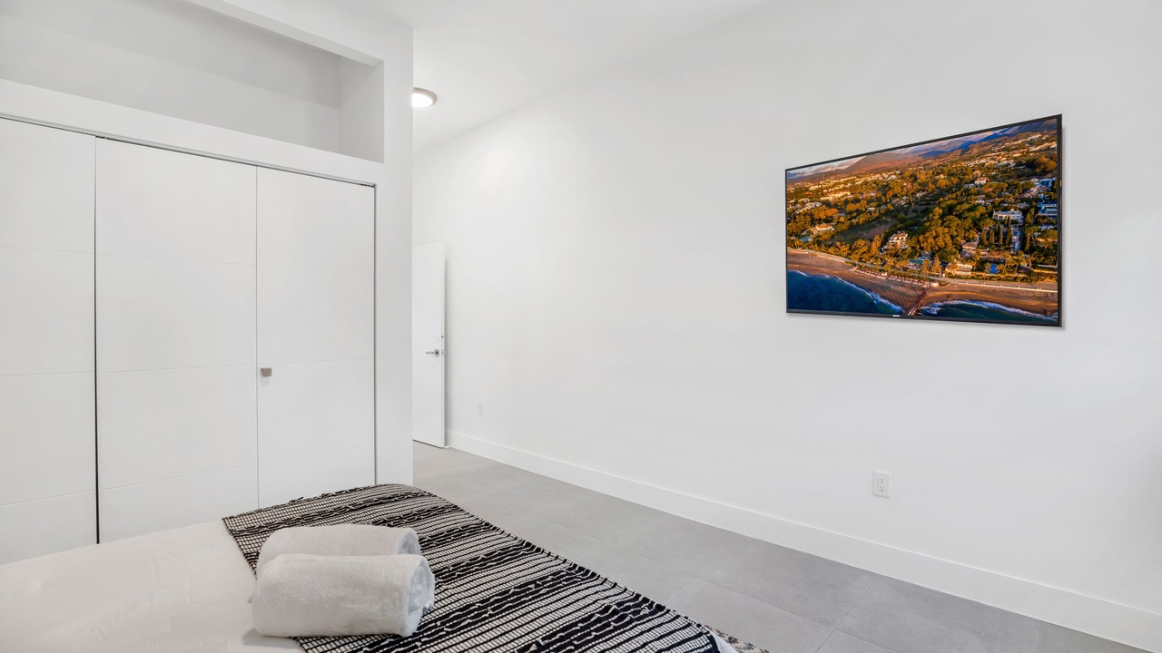 Photo of Bedroom in Allapattah