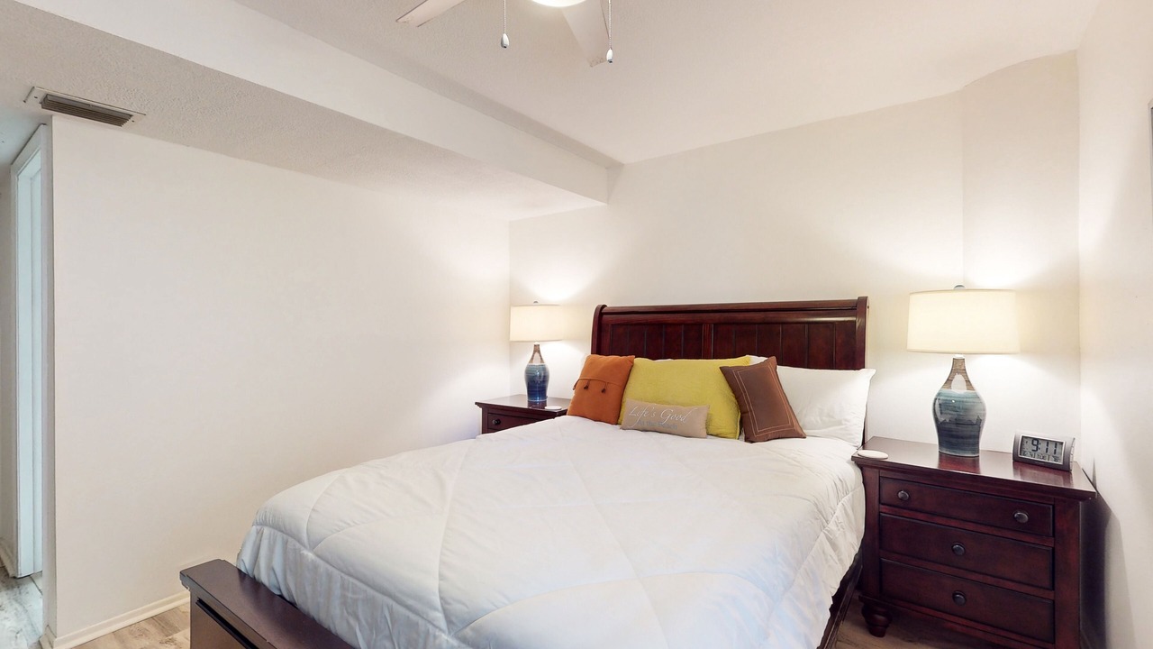 Photo of Bedroom in South Island