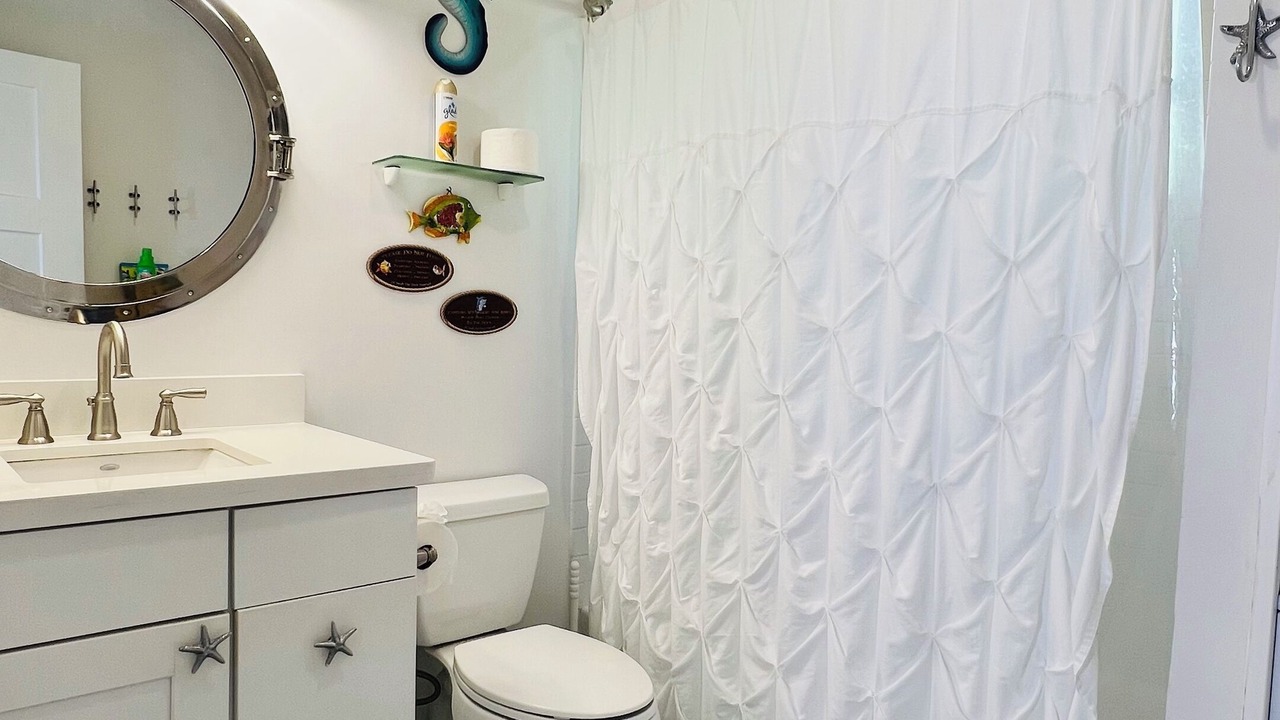 Photo of Bathroom in Key Colony Beach