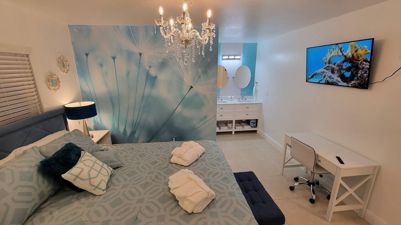 Photo of Bedroom in Blue Harbor Club