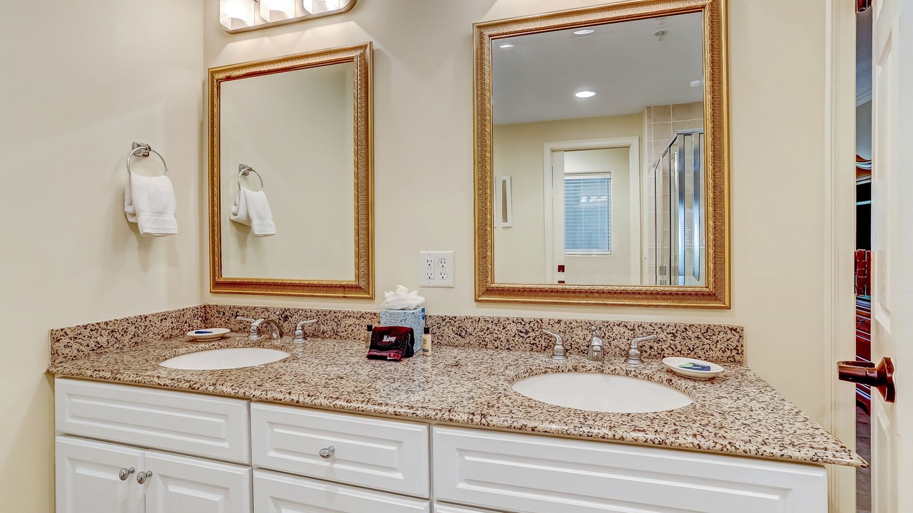 Photo of Bathroom in Fernandina Beach