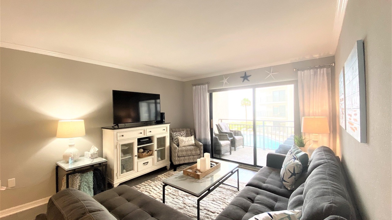 Photo of Livingroom in Ormond-by-the-Sea