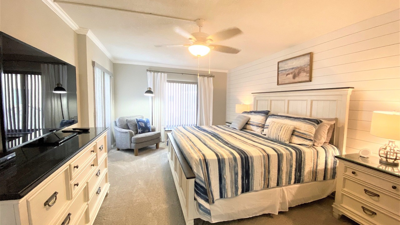 Photo of Bedroom in Ormond-by-the-Sea
