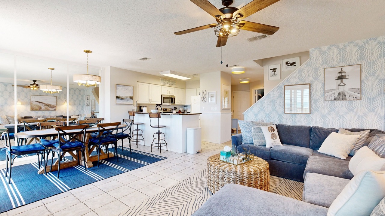 Photo of Livingroom in Amelia City