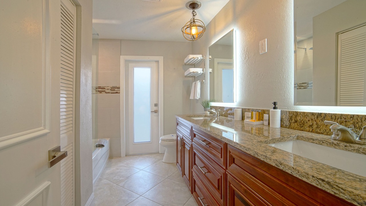 Photo of Bathroom in Coral Springs