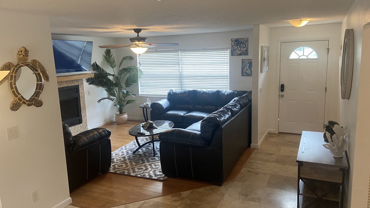 Photo of Livingroom in Port Orange