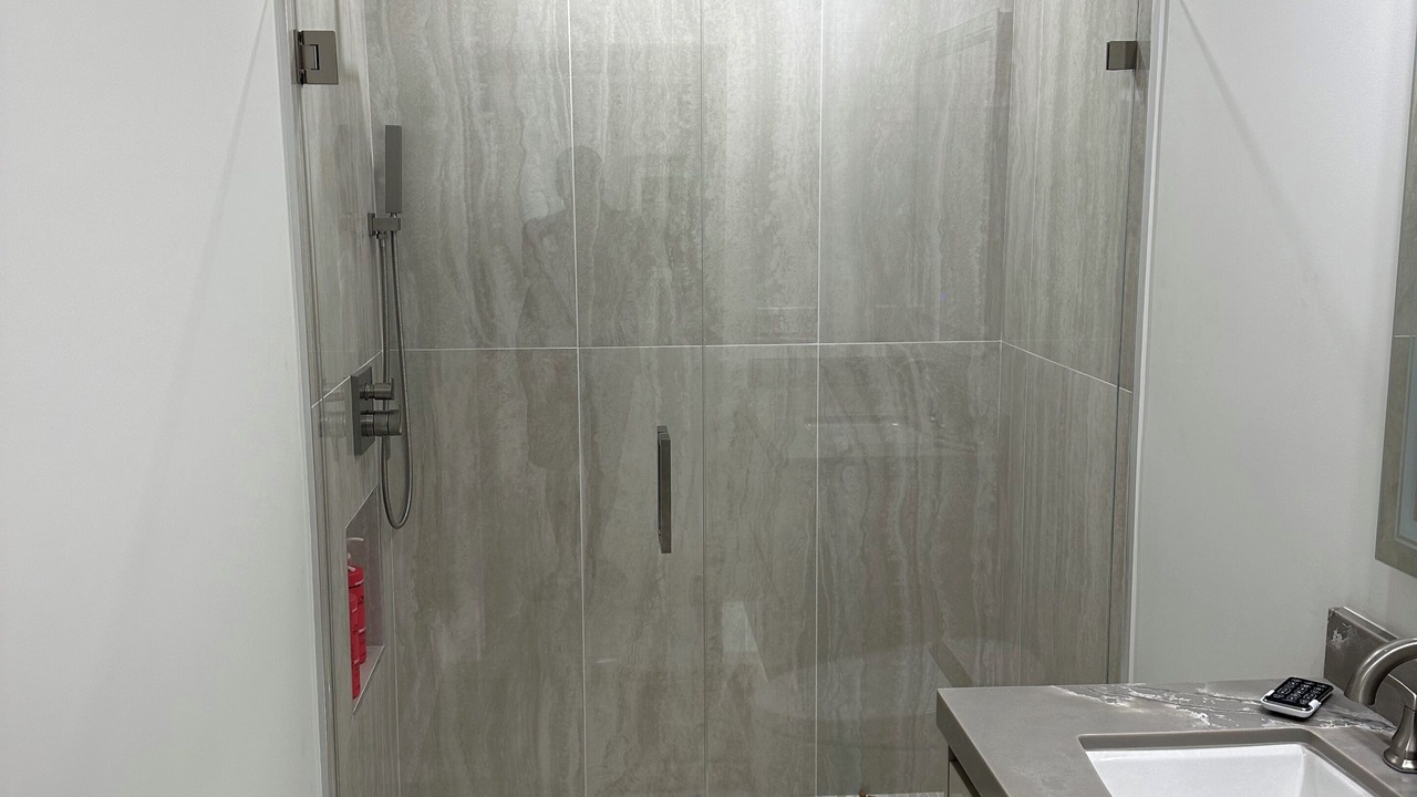 Photo of Bathroom in Vanderbilt Beach