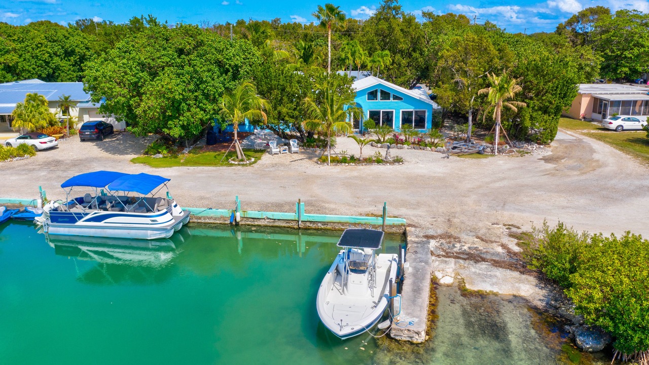 Photo of Others in Tavernier