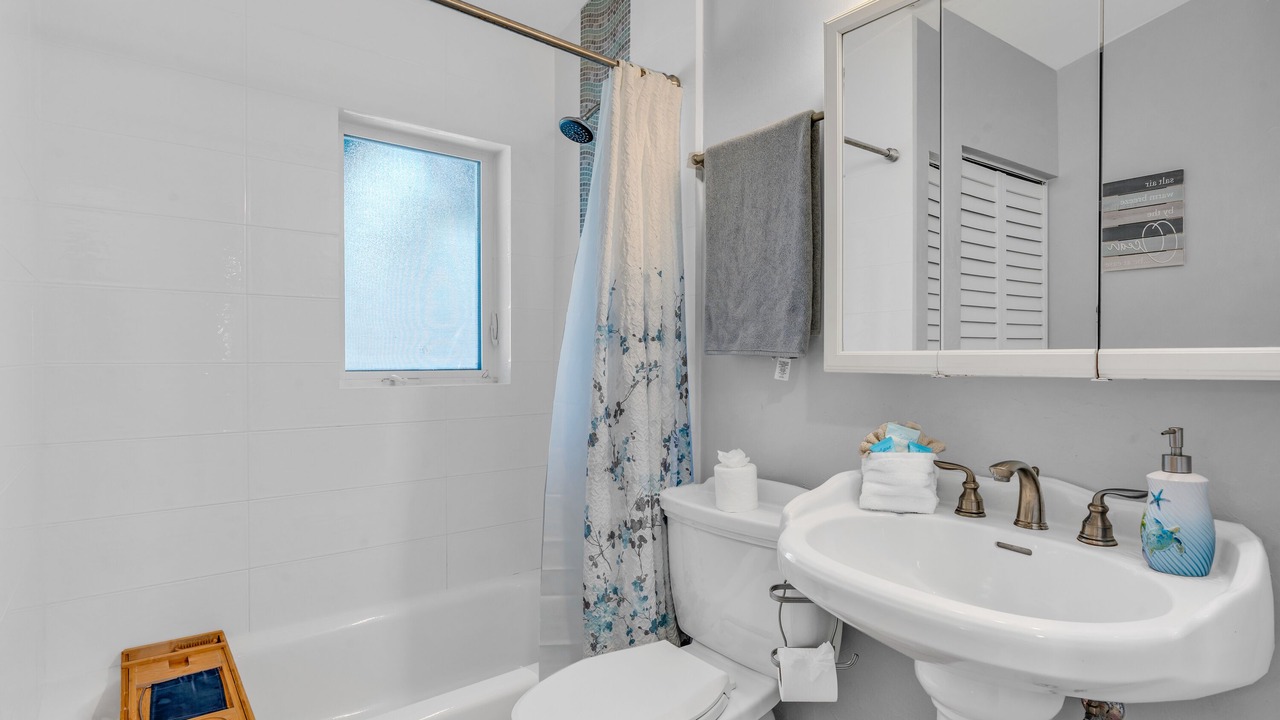 Photo of Bathroom in Tavernier