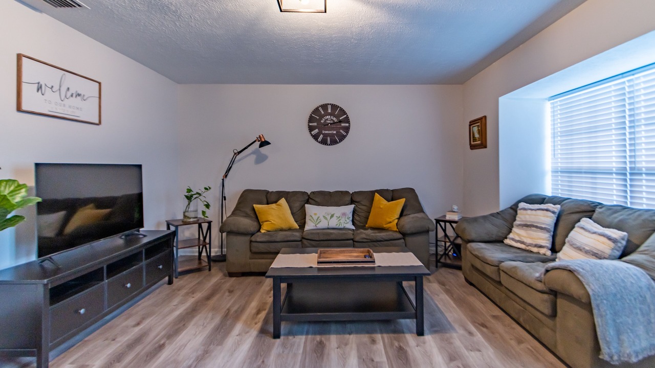 Photo of Bedroom in Seffner Community Alliance