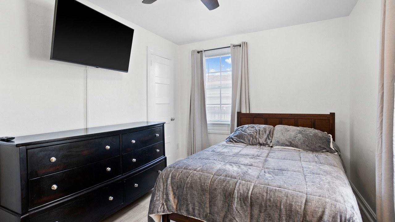 Photo of Bedroom in Disston Heights