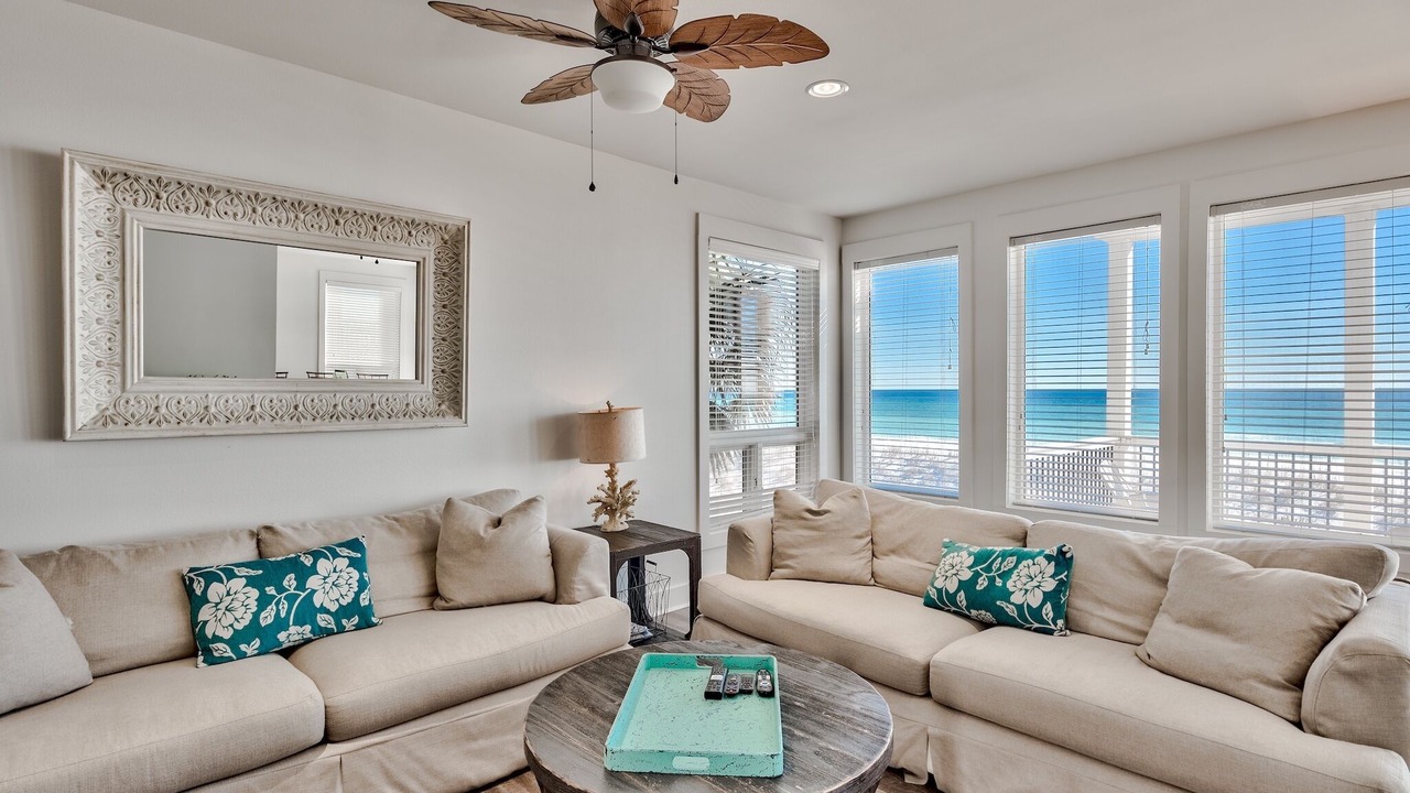 Photo of Livingroom in Miramar Beach