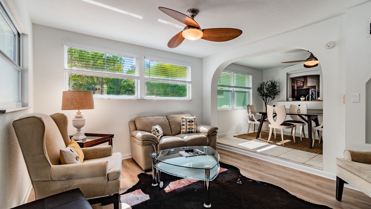 Photo of Livingroom in Ozona