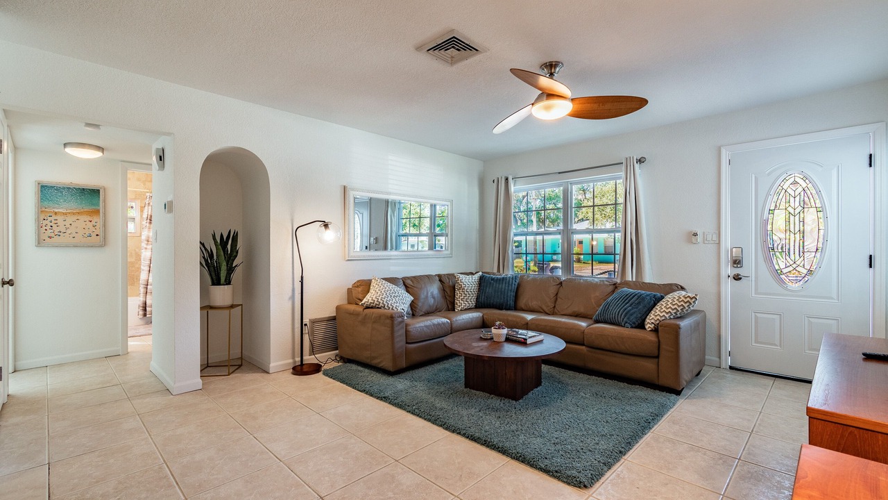Photo of Livingroom in Ozona