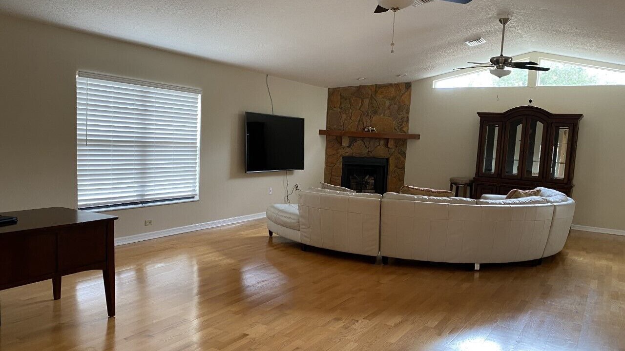 Photo of Bedroom in Wesley Chapel