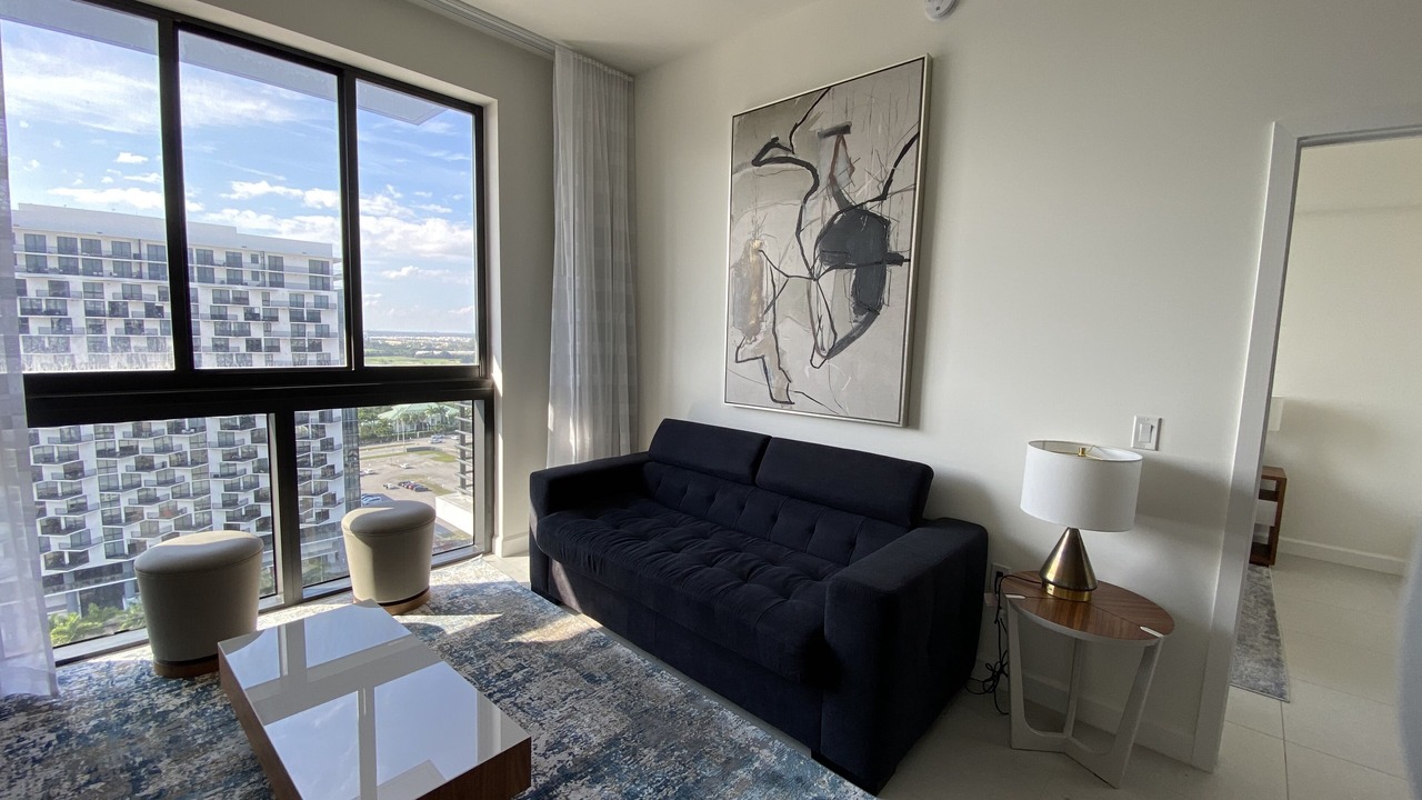 Photo of Livingroom in Doral