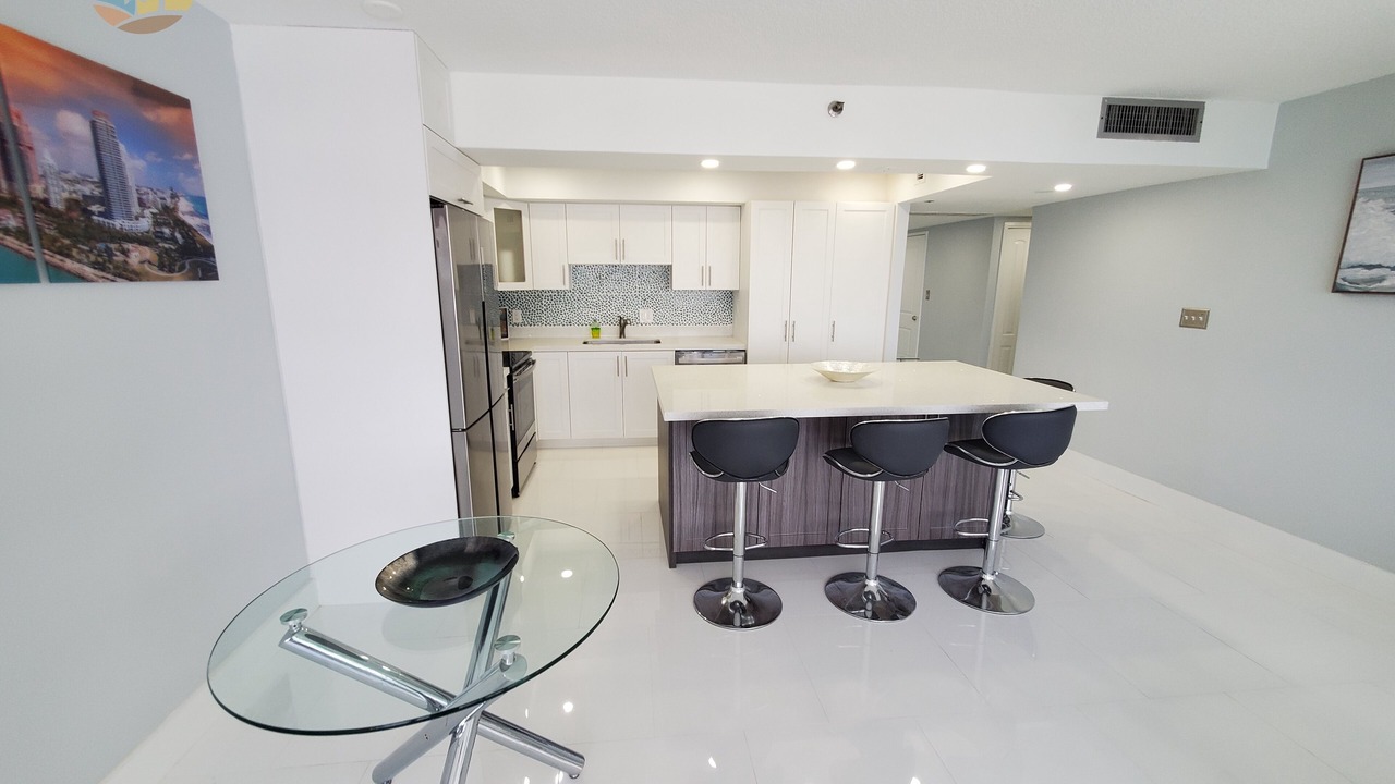 Photo of Kitchen in Mid Beach