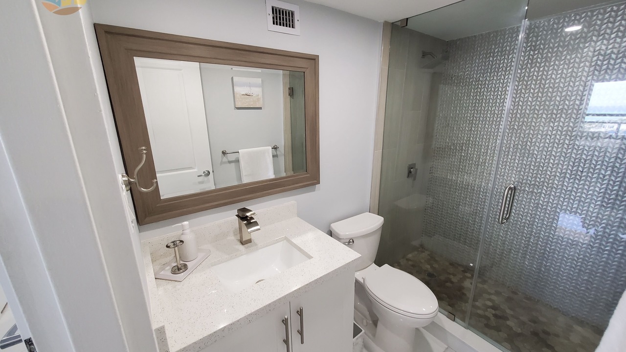 Photo of Bathroom in Mid Beach