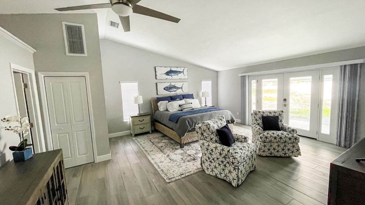 Photo of Bedroom in Westchase