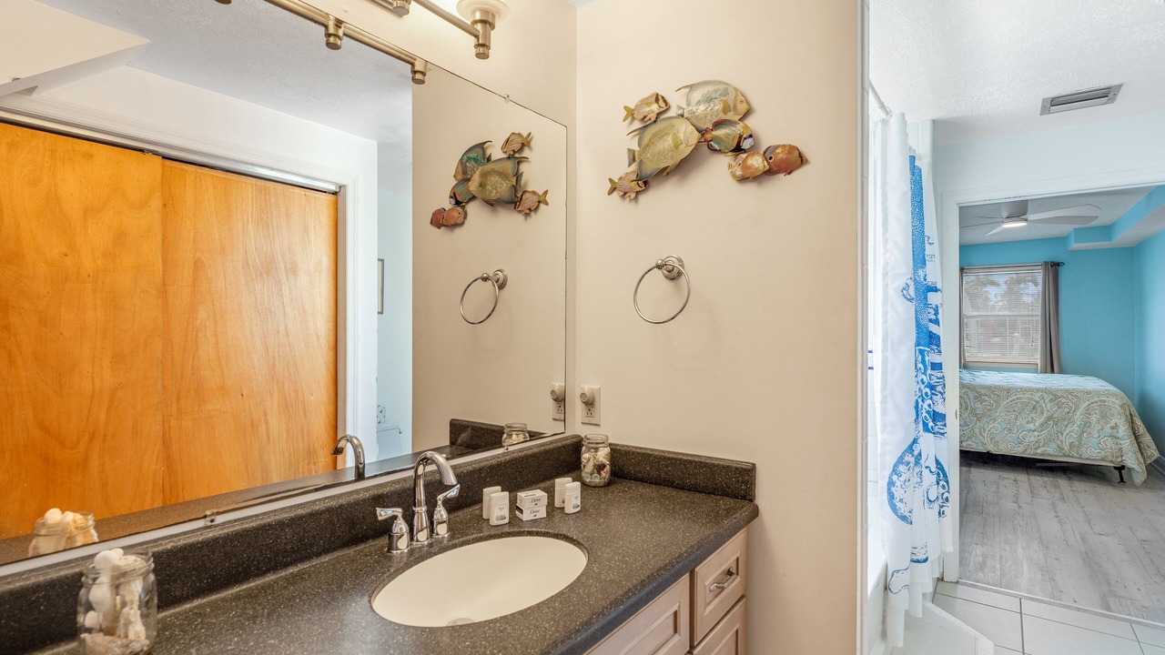 Photo of Bathroom in Cross Key Waterways