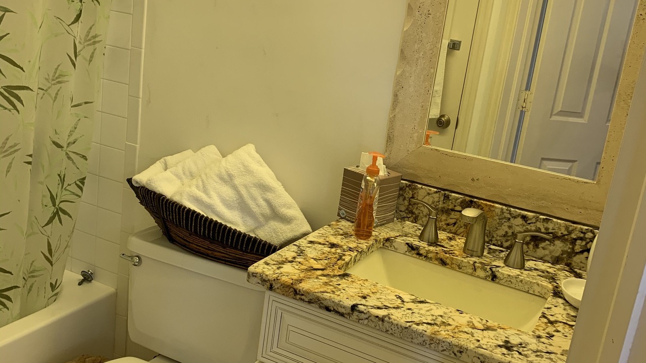 Photo of Bathroom in Hammock Bay