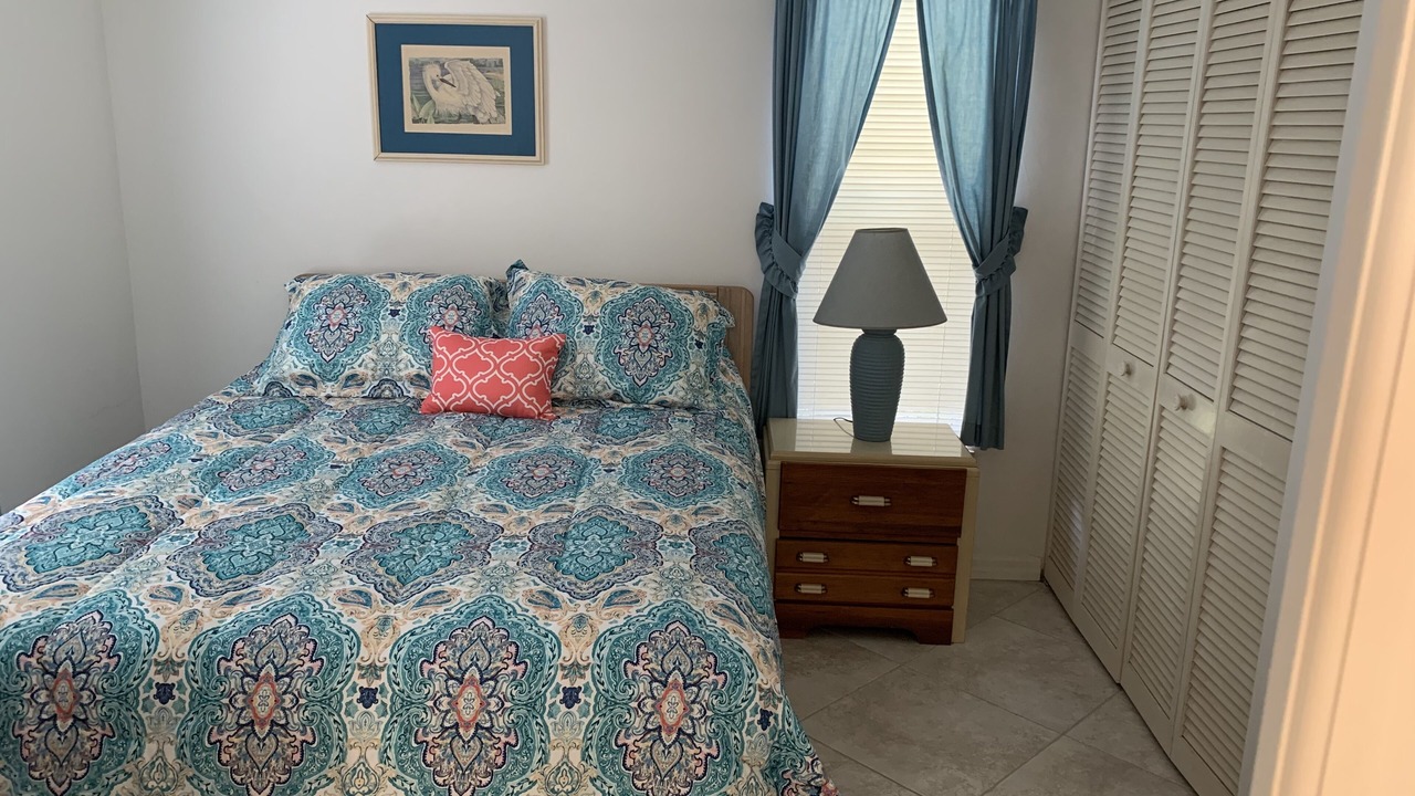 Photo of Bedroom in Hammock Bay
