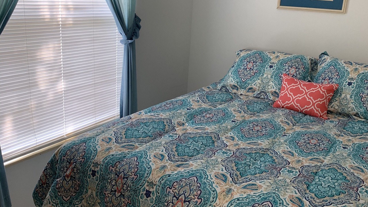 Photo of Bedroom in Hammock Bay