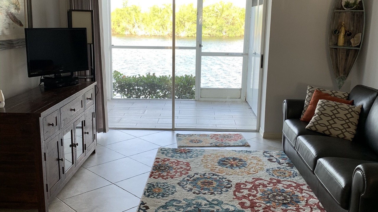 Photo of Livingroom in Hammock Bay
