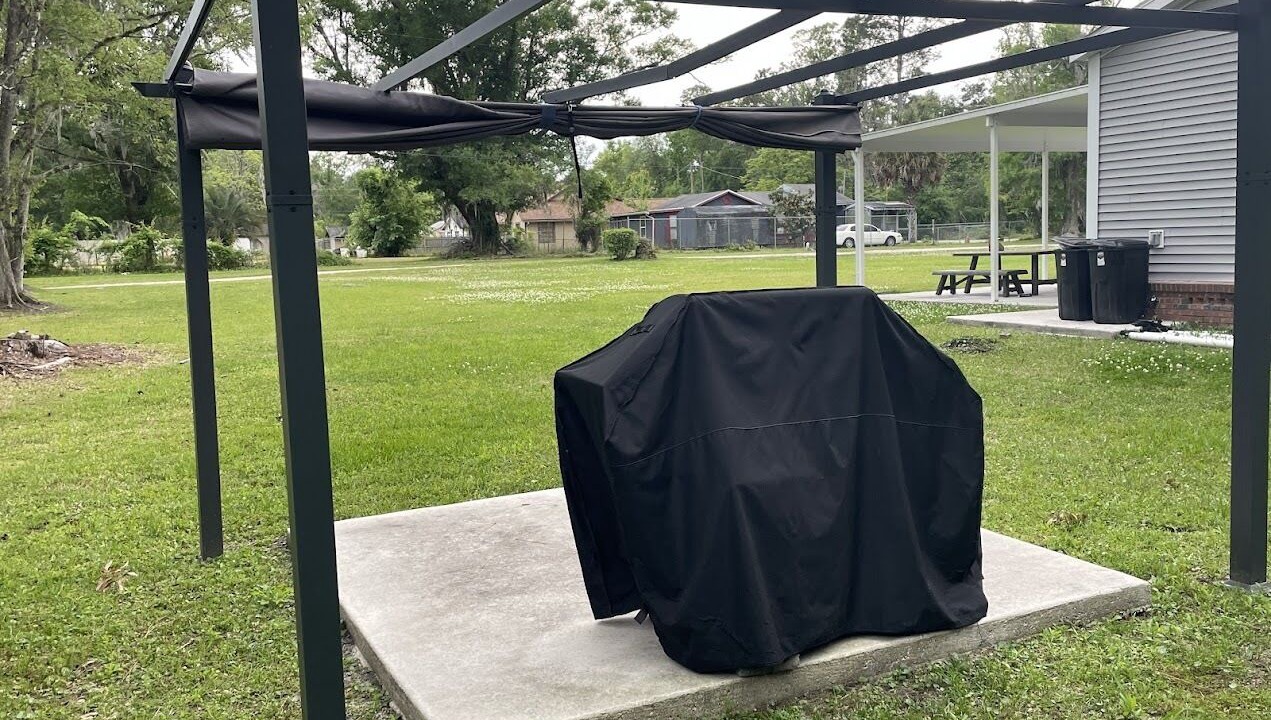 Photo of Outdoor in Oak Hill