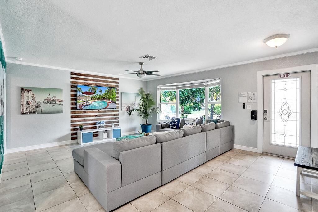 Photo of Livingroom in Royal Poinciana