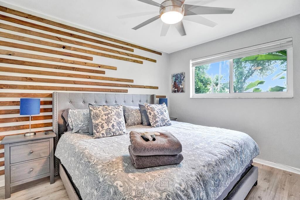 Photo of Bedroom in Royal Poinciana