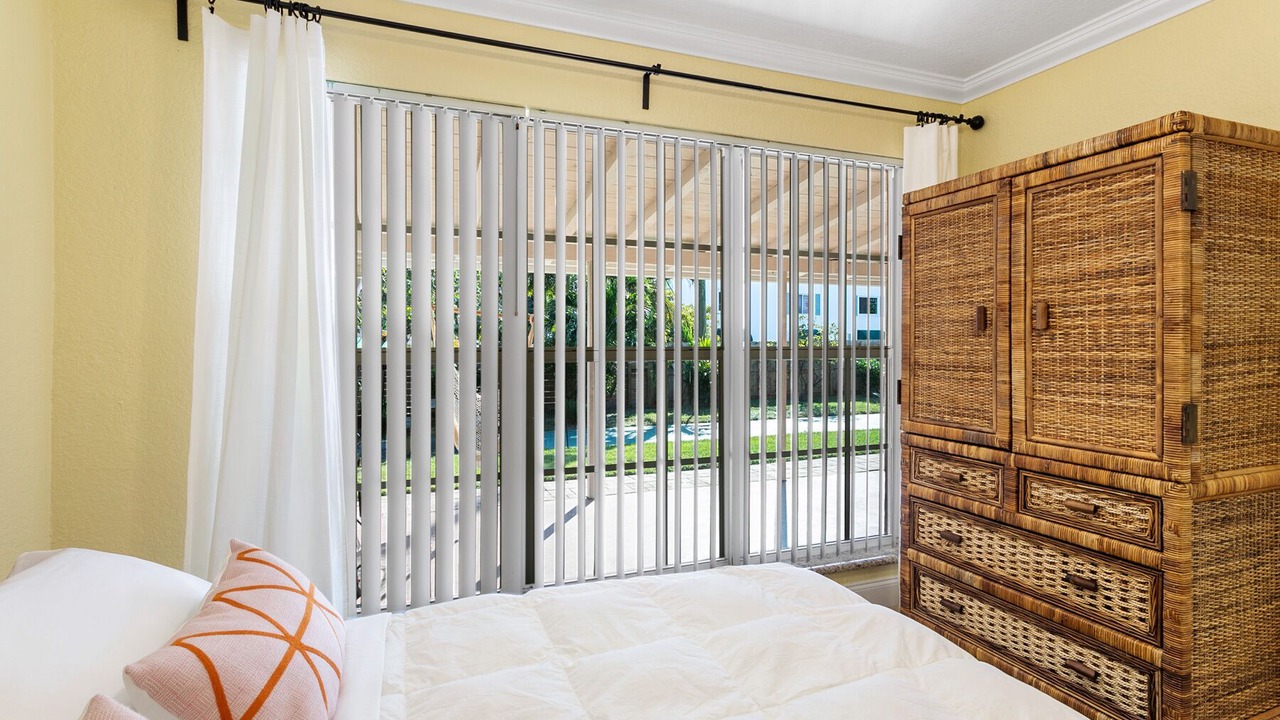 Photo of Bedroom in Cypress Point