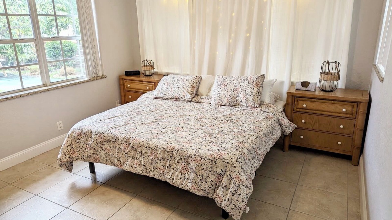 Photo of Bedroom in Cypress Point