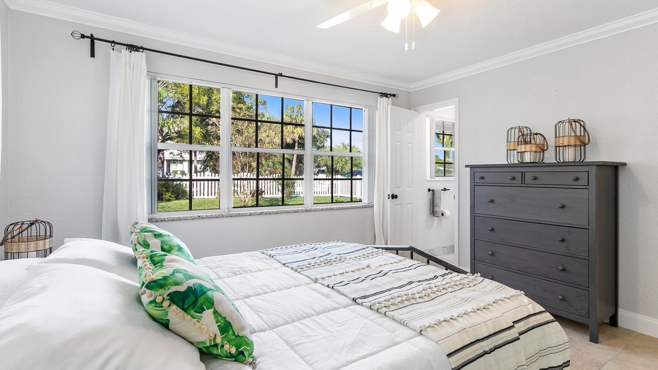 Photo of Bedroom in Cypress Point