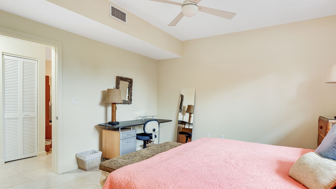Photo of Bedroom in Islamorada