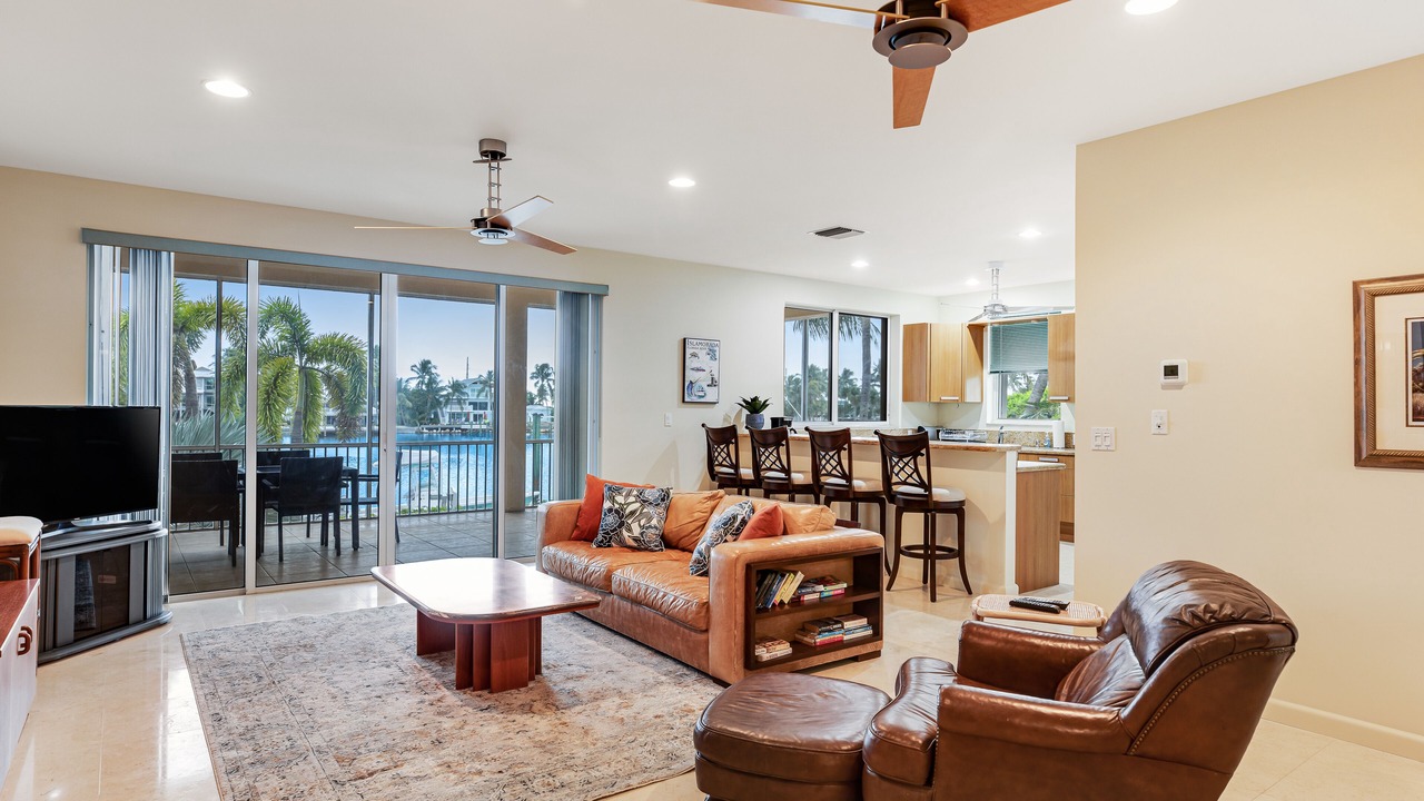 Photo of Livingroom in Islamorada