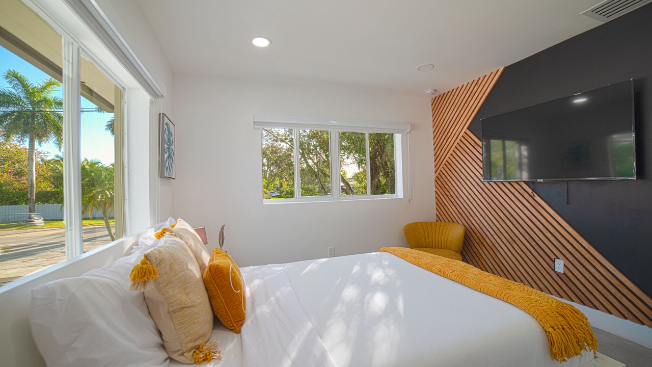 Photo of Bedroom in Cutler Bay