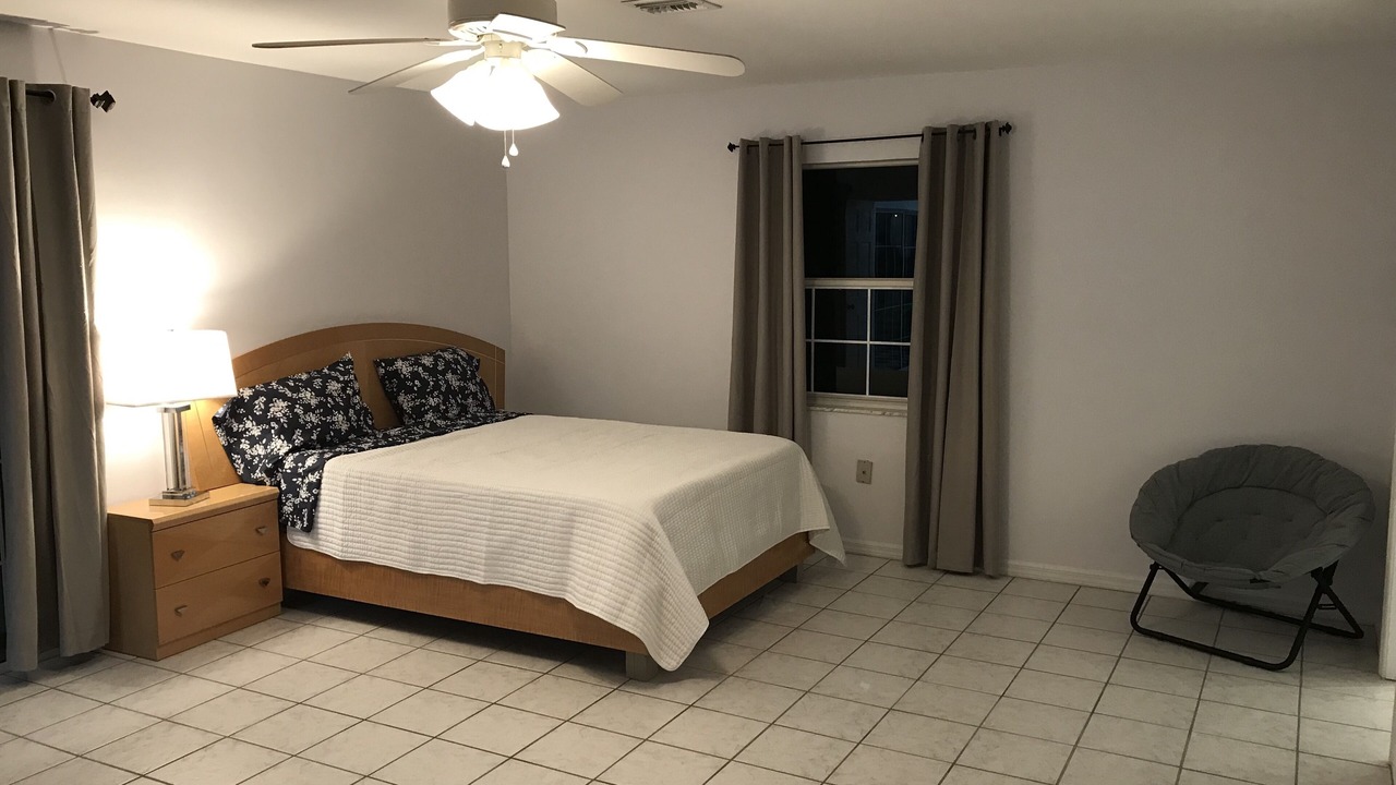 Photo of Bedroom in Joel