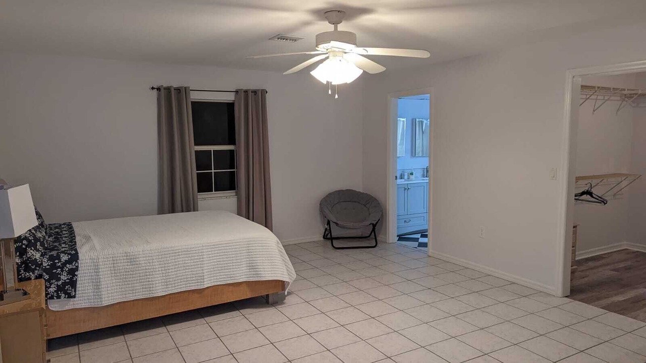 Photo of Bedroom in Joel