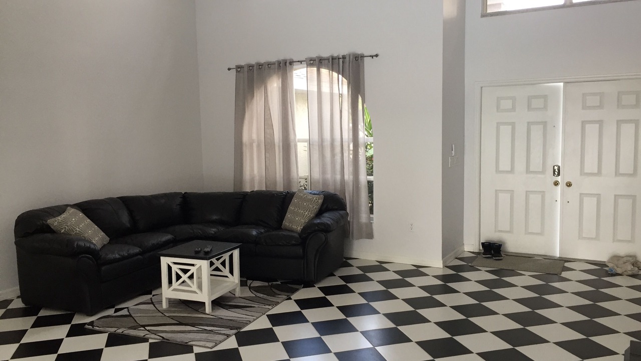 Photo of Livingroom in Joel